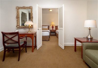 Baroness Hotel suite